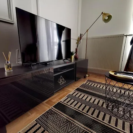 Gaudium Apartment